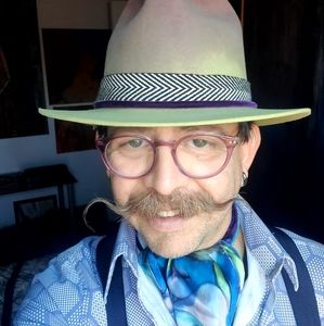 Meet your Posher, Obet